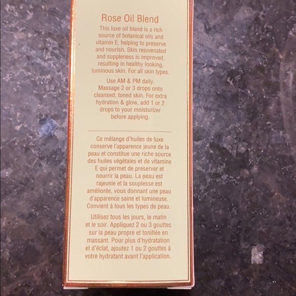 Pixi Rose Oil Blend - Picture 2 of 2